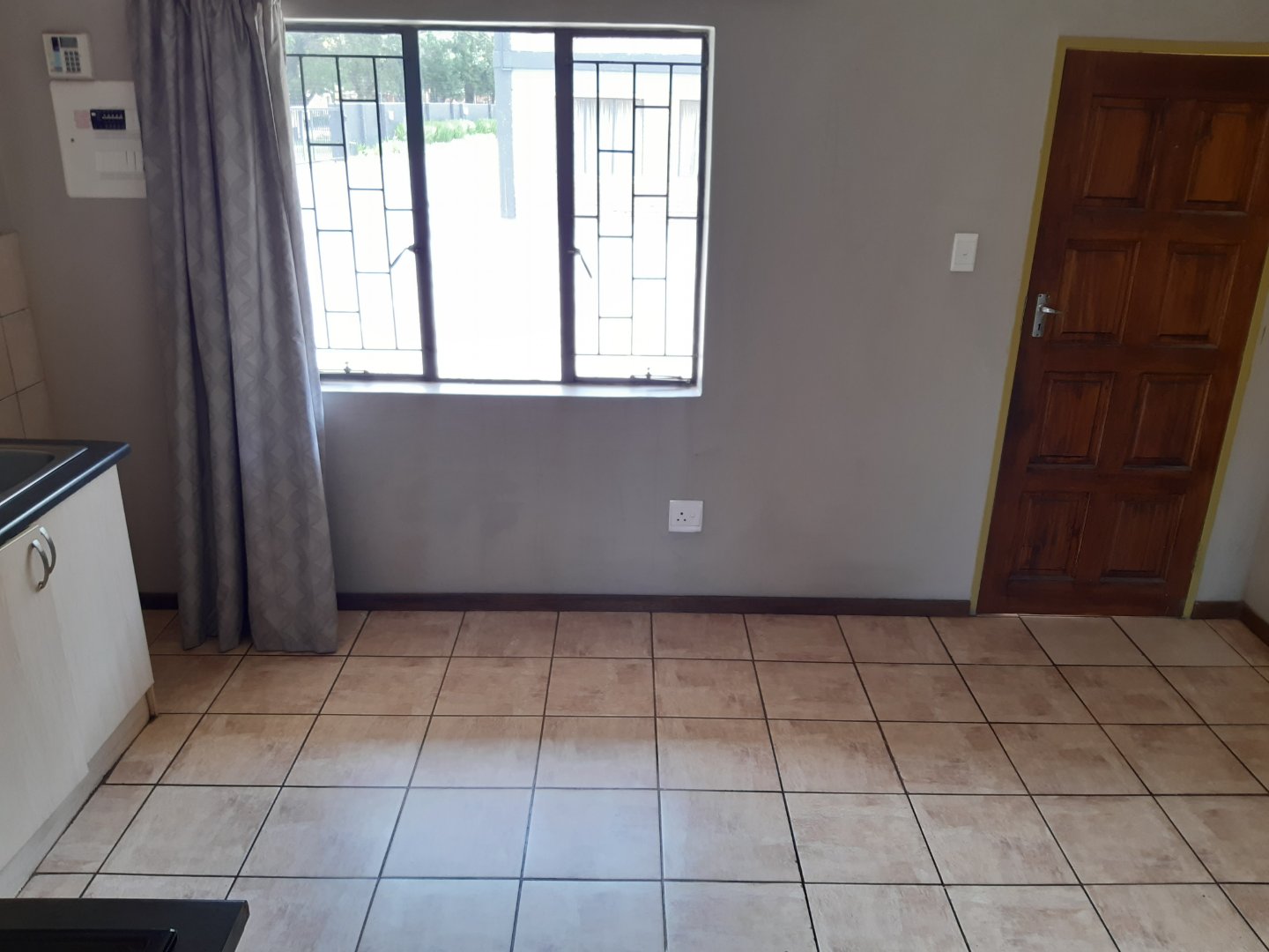 To Let 2 Bedroom Property for Rent in Die Bult North West